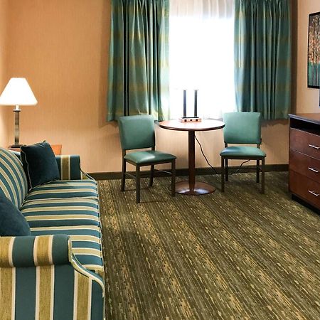 Quality Inn Bedford Exteriör bild