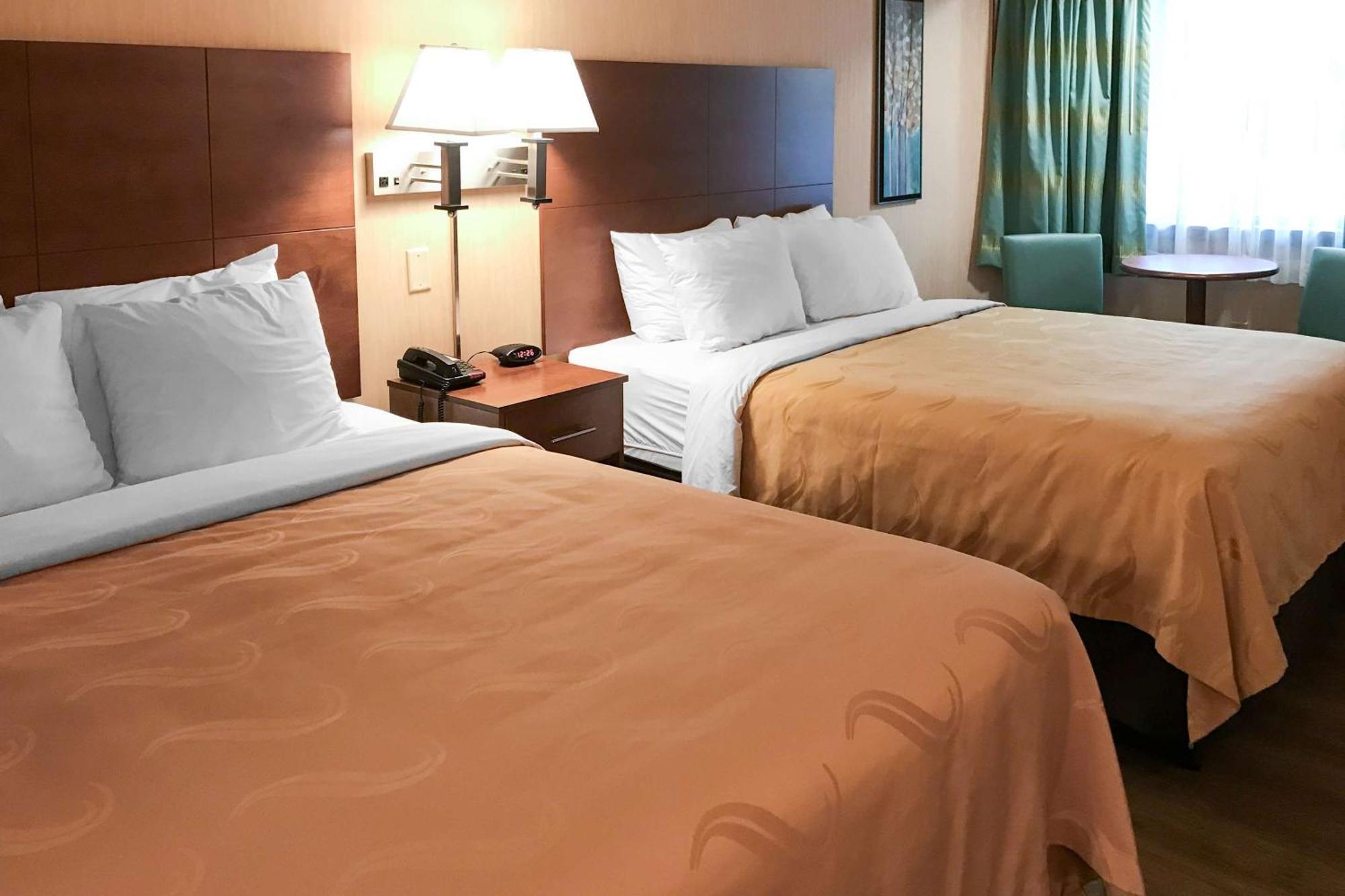 Quality Inn Bedford Exteriör bild