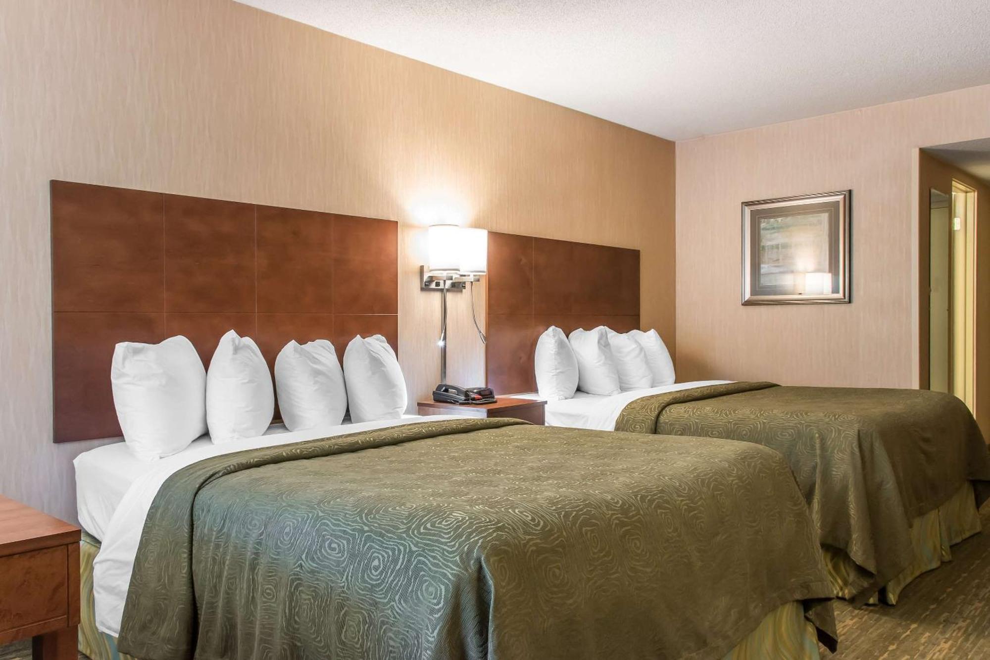 Quality Inn Bedford Exteriör bild