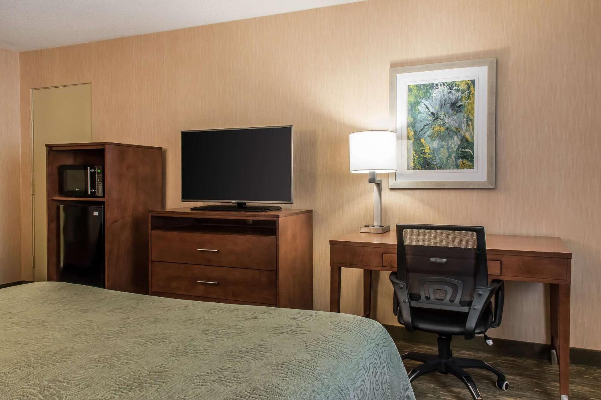 Quality Inn Bedford Exteriör bild